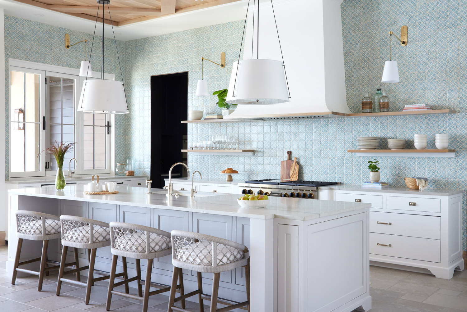Ann Sachs tile in kitchen by designer Annie Downing by interior photographer Buff Strickland