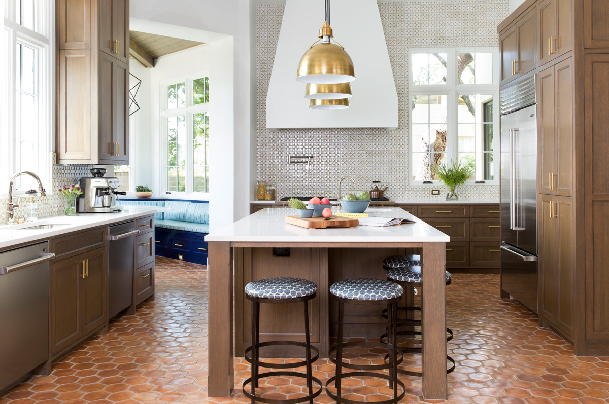 Large Texas Kitchen for designer Andrea Leigh by interior photographer Buff Strickland